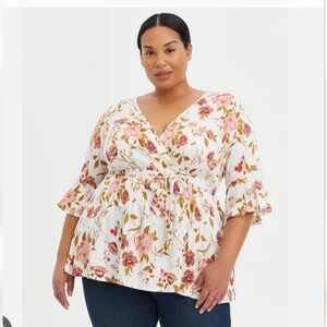 Torrid Babydoll Challis Surplus Tie Front Top Floral 2X